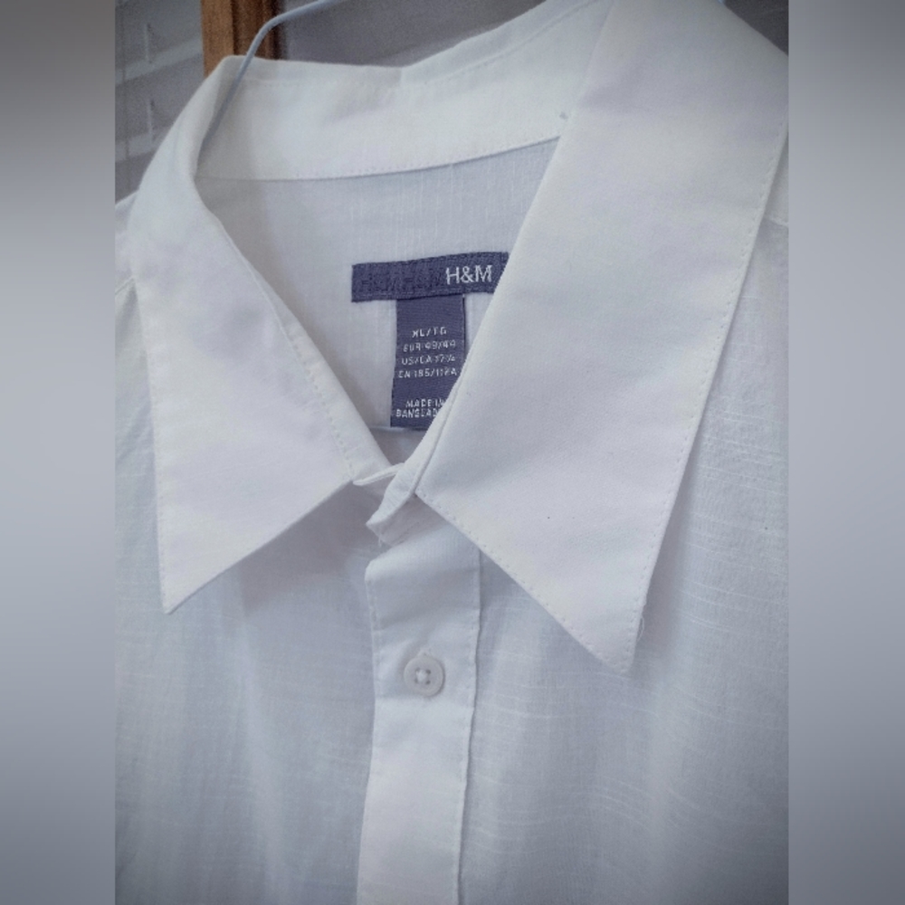 Brand New H&M Men's XL Collared White Button-Down, Light Summer Shirt NWOT - Picture 2 of 10